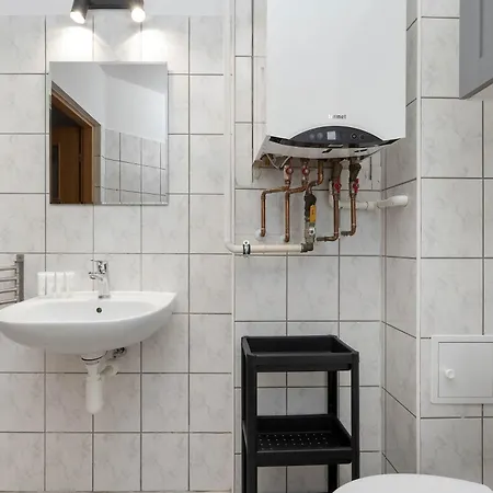 Functional Close To The Old Town By Renters