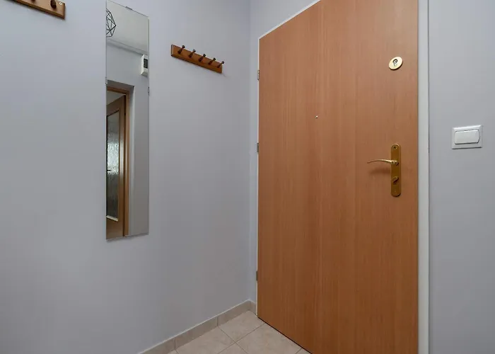 Functional Close To The Old Town By Renters Διαμέρισμα *