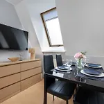 Apartamento Functional Close To The Old Town By Renters *