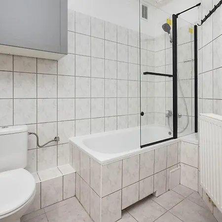 Functional Studio Close To The Old Town By Noclegi Renters