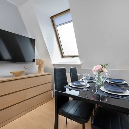 Apartment Functional Studio Close To The Old Town By Noclegi Renters *