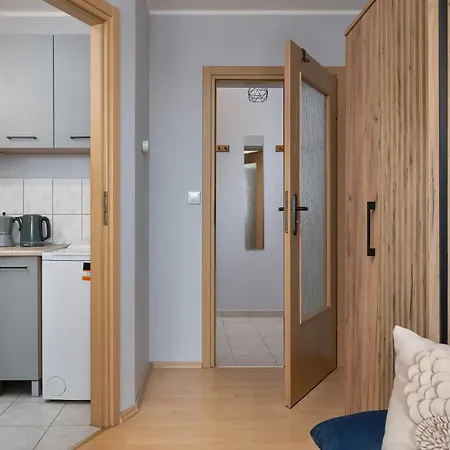 Functional Studio Close To The Old Town By Noclegi Renters Apartment Wroclaw