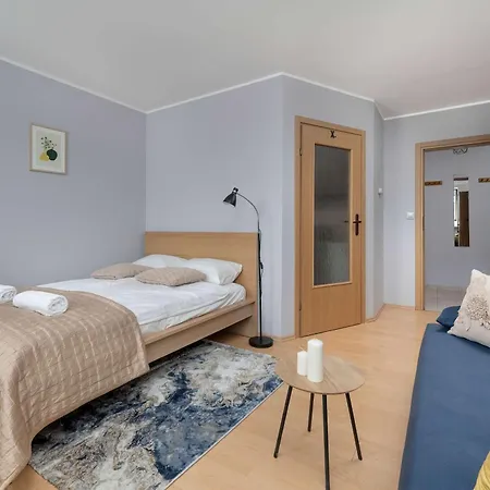 Functional Studio Close To The Old Town By Noclegi Renters *